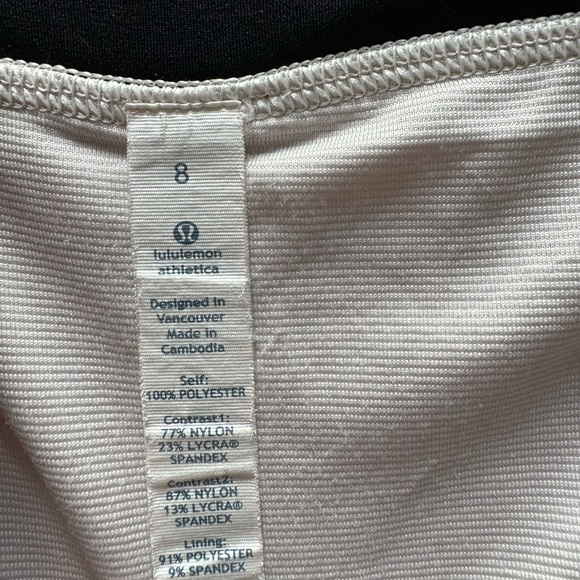 Lululemon Athletica Groovy Run shorts. Gingham plaid size 8. - Picture 5 of 9